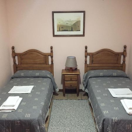 Apartamentos Turisticos San Juan De La Pena 산타크루즈드라세로스 외부 사진