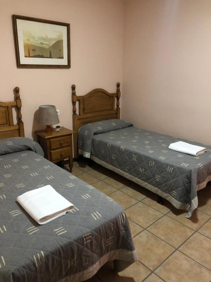 Apartamentos Turisticos San Juan De La Pena 산타크루즈드라세로스 외부 사진