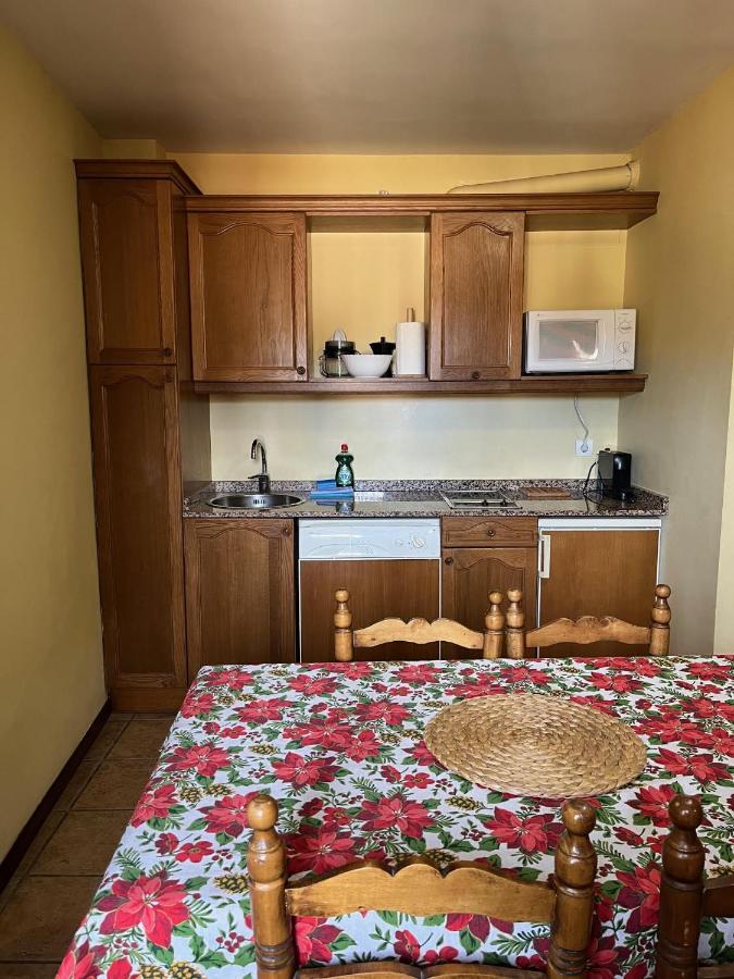 Apartamentos Turisticos San Juan De La Pena 산타크루즈드라세로스 외부 사진