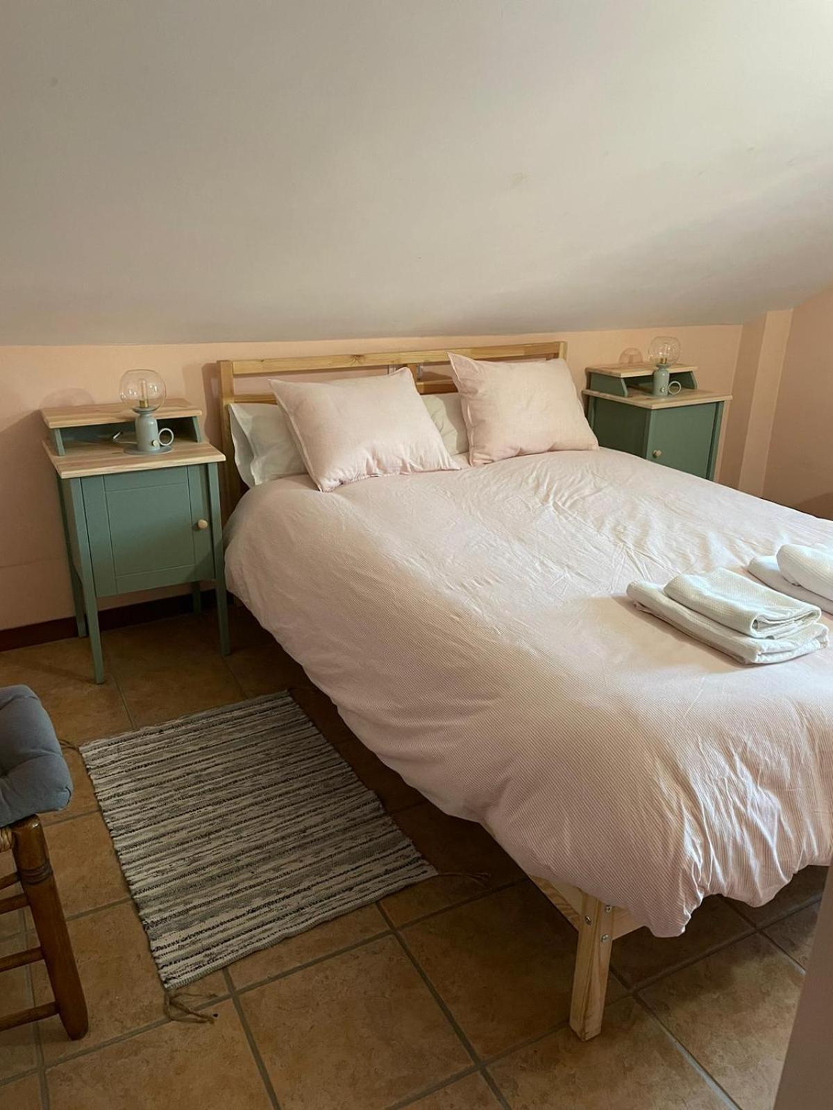 Apartamentos Turisticos San Juan De La Pena 산타크루즈드라세로스 외부 사진